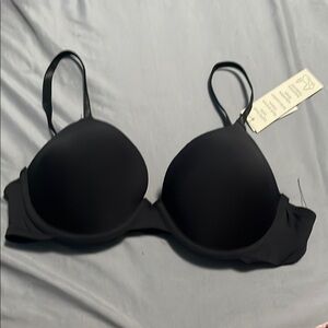 34B NWT Black Everyday T-Shirt Bra with Underwire Support